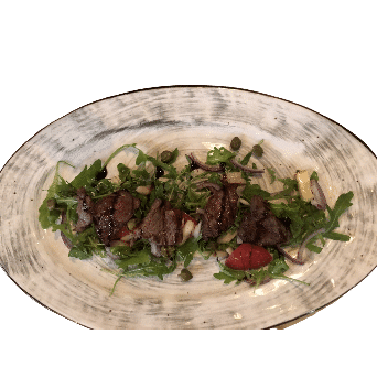 Теплый салат с говяжьей вырезкой